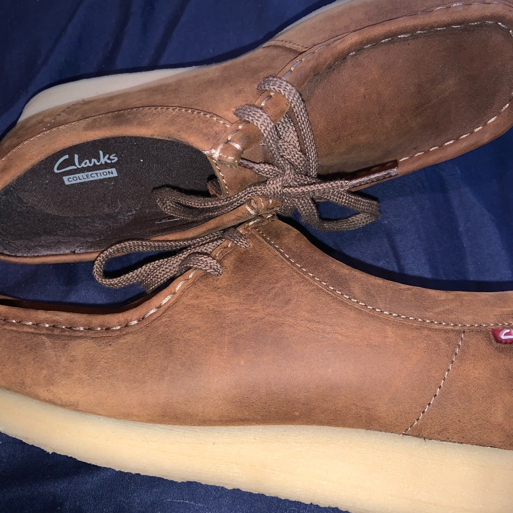 Brown casual shoes